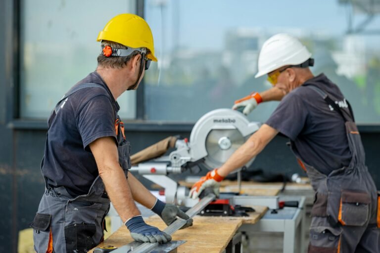 Emploi Maçon Électricien : Offres et Salaires